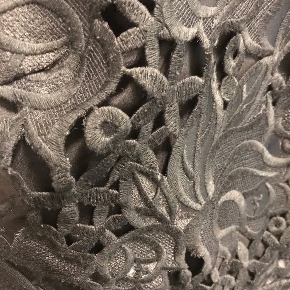 Club Monaco Black Embroidered Lace Dress -8 - Picture 5 of 6